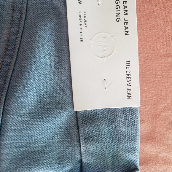 Nwt American Eagle Dream Jean Leggings size 2 light blue color - Picture 2 of 3